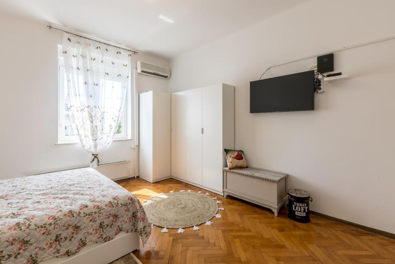 Noe And Joey Apartment Split Ngoại thất bức ảnh